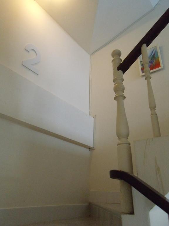 Albatross Guesthouse @ Thungwualaen Beach Pathiu Екстериор снимка