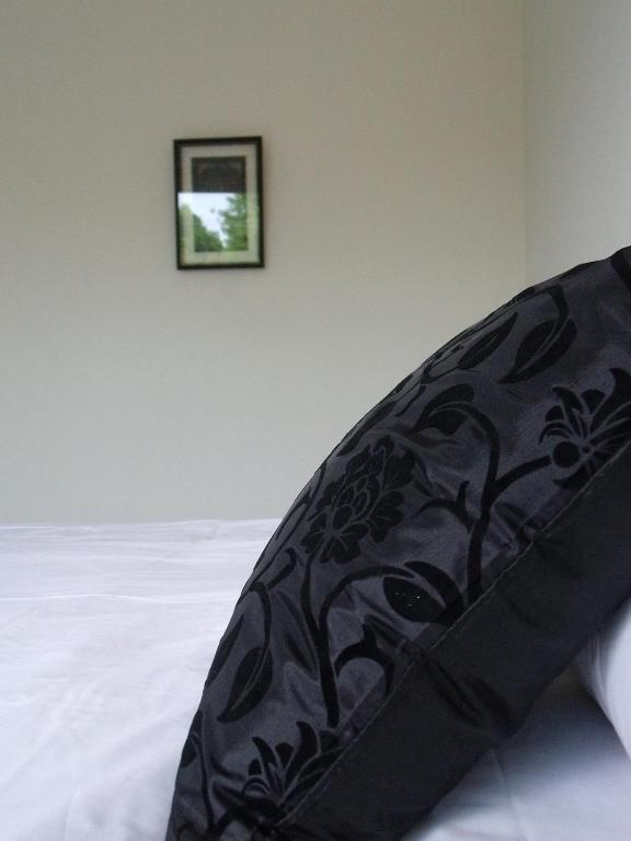 Albatross Guesthouse @ Thungwualaen Beach Pathiu Екстериор снимка
